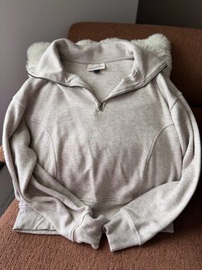 Universal Thread Light Beige Quarter-Zip Turtleneck Sweater